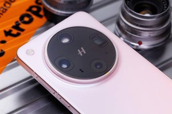 级相机体验大提升意在迎战vivo X200 Ultra？九游会j9登录OPPO Find X8 Ultra系统升(图2)